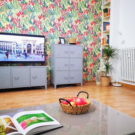 Spacious Apartment 50 Meters From The Metro Milano Eksteriør billede