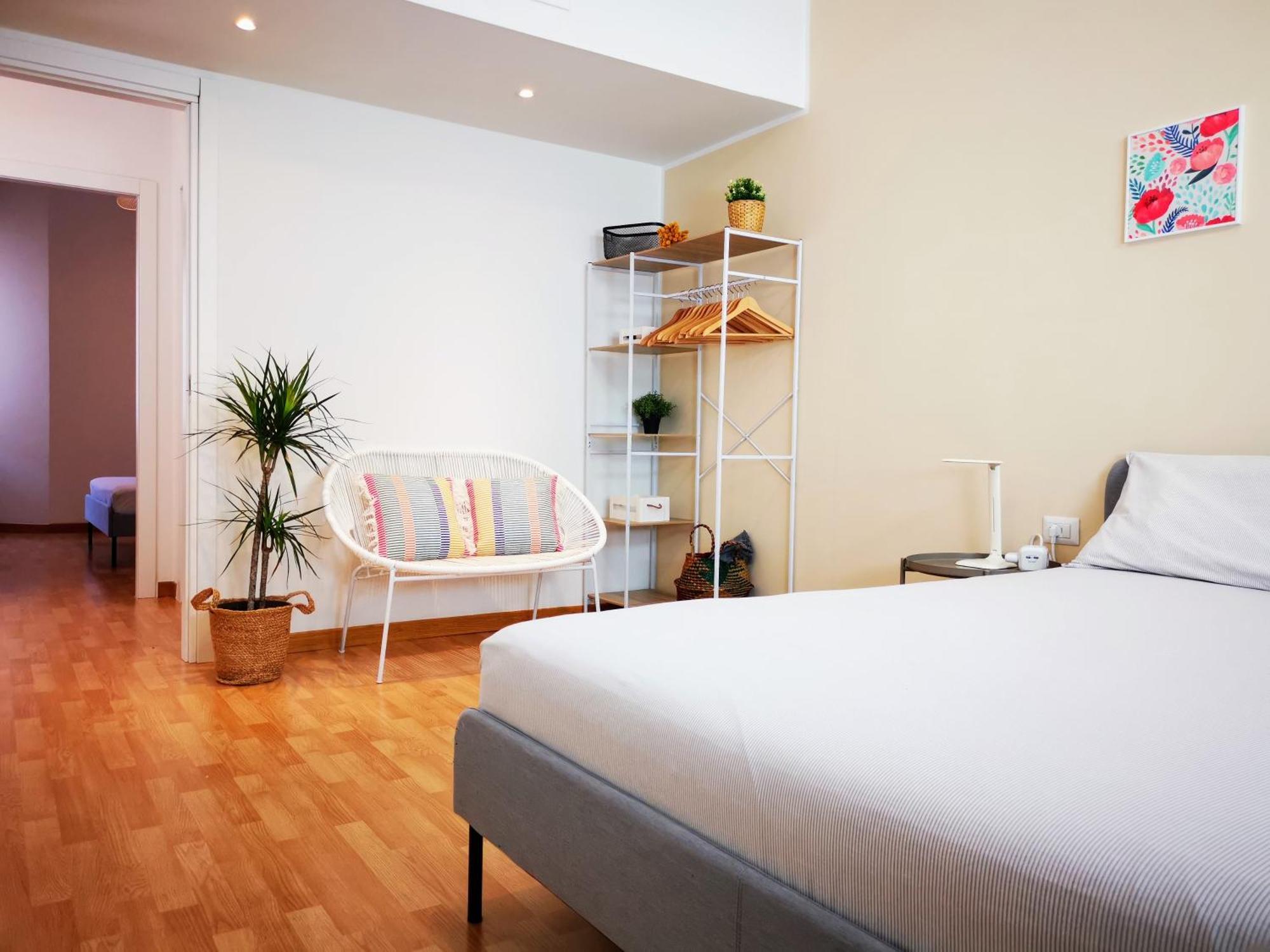 Spacious Apartment 50 Meters From The Metro Milano Eksteriør billede