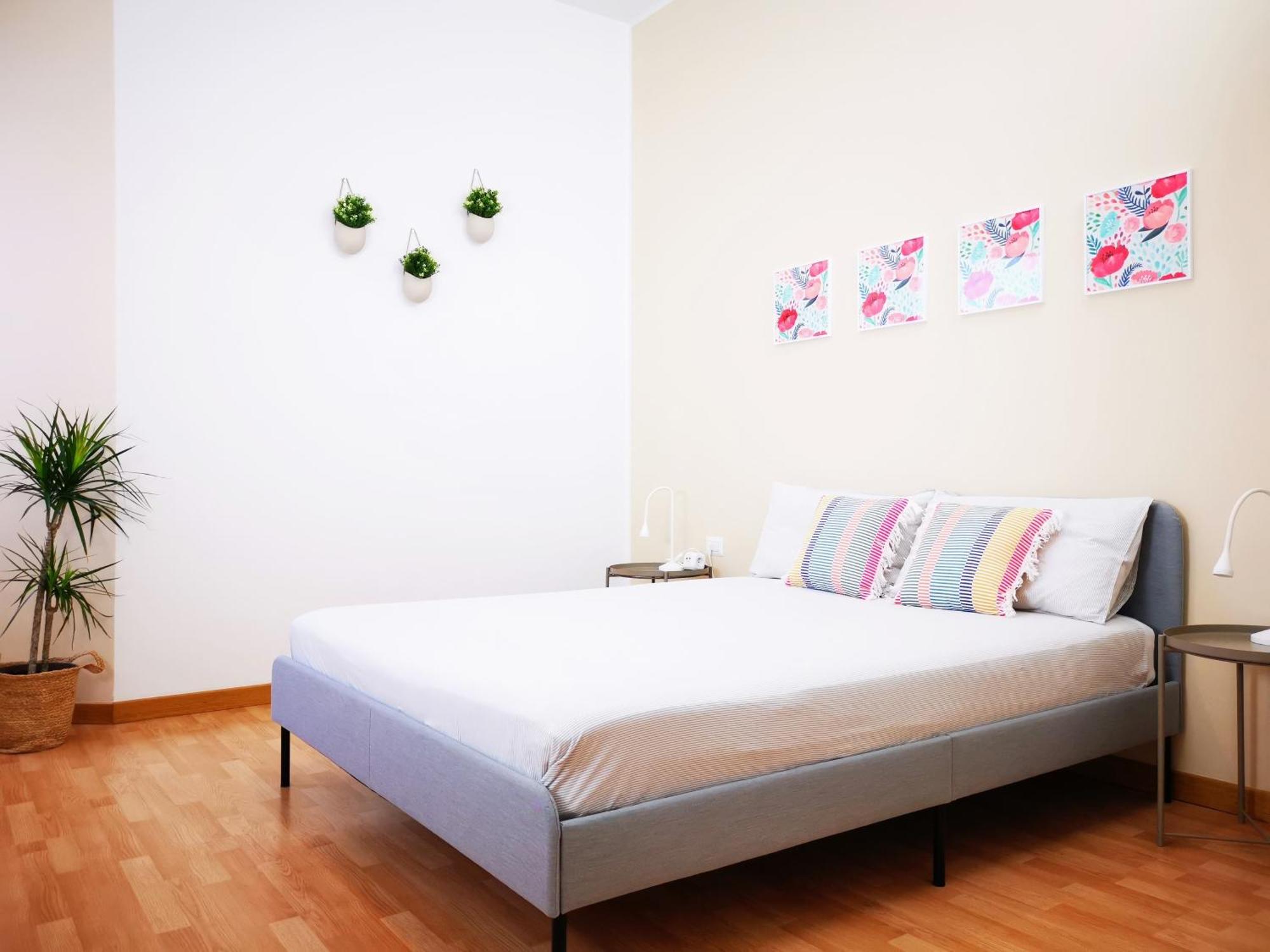 Spacious Apartment 50 Meters From The Metro Milano Eksteriør billede